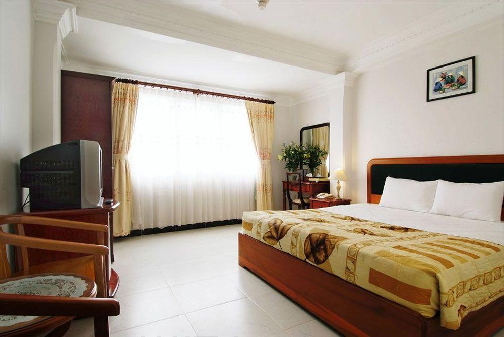 C Central Hotel- De Tham Bui Vien Walking Street Πόλη Χο Τσι Μινχ Εξωτερικό φωτογραφία